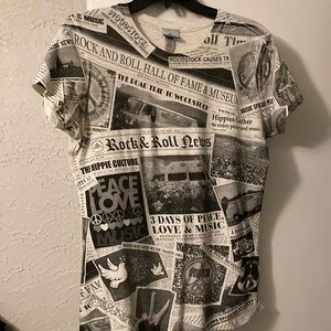 XL Rock & Roll Hall of Fame Woodstock T-shirt newspaper clipping design